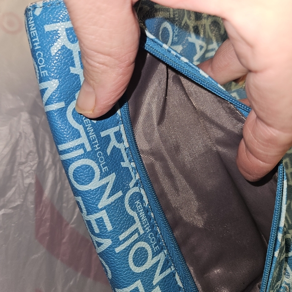 Wallet - Picture 2 of 5